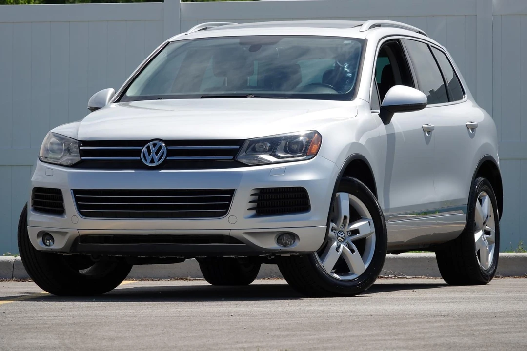 2014 Volkswagen Touareg - Image 10 of 31