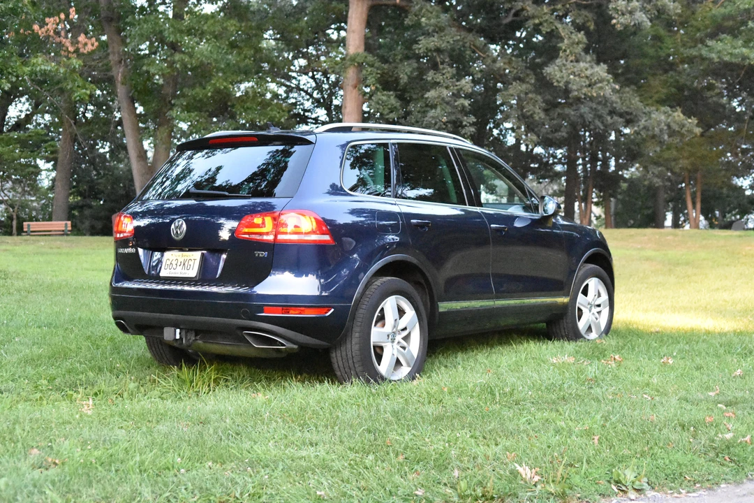 2014 Volkswagen Touareg - Image 30 of 31