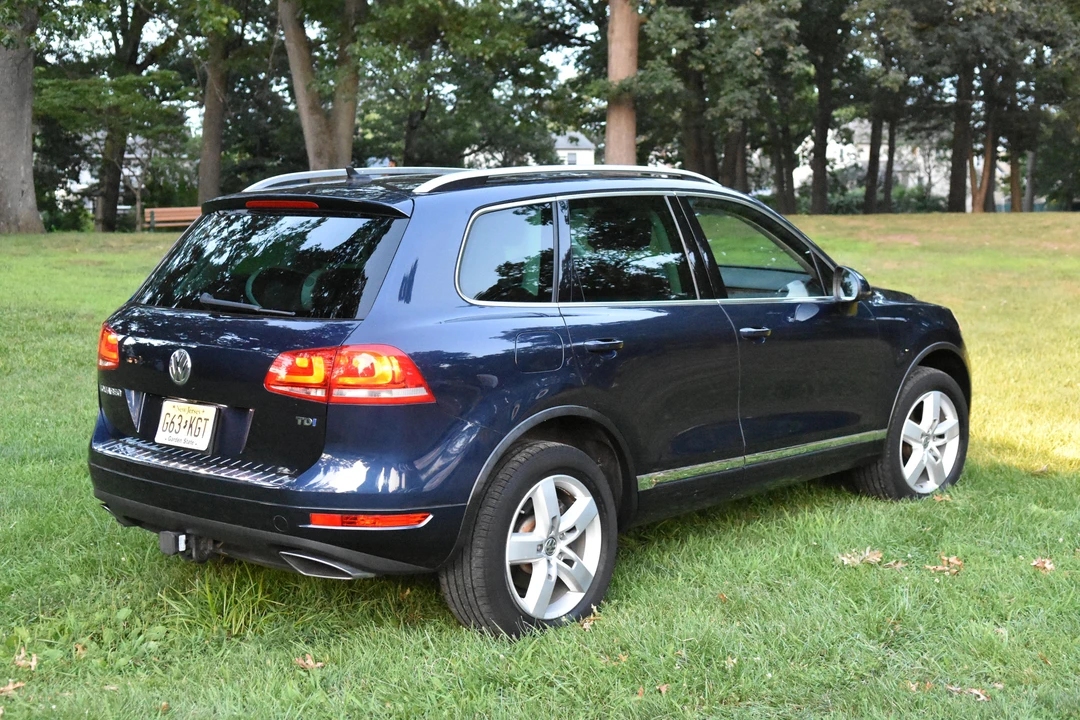 2014 Volkswagen Touareg - Image 31 of 31