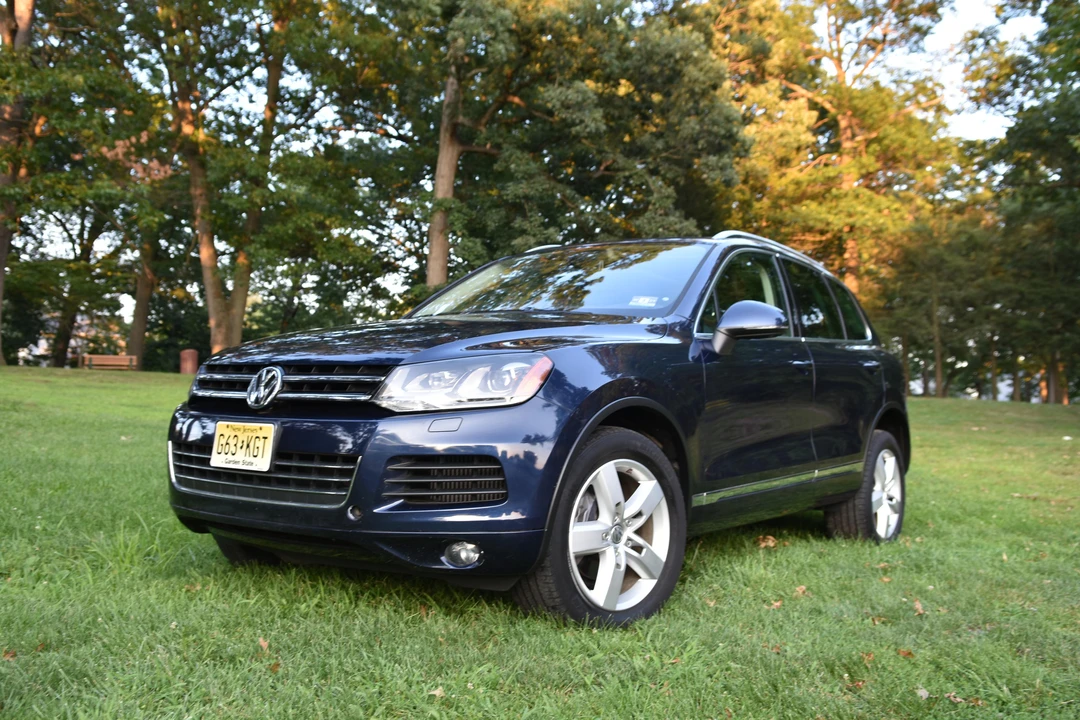 2014 Volkswagen Touareg - Image 13 of 31