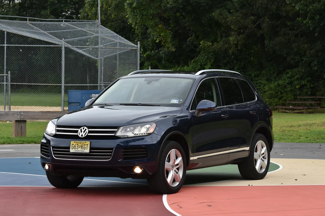 2014 Volkswagen Touareg - Image 15 of 31