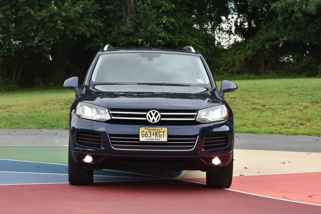 2014 Volkswagen Touareg - Image 7 of 31