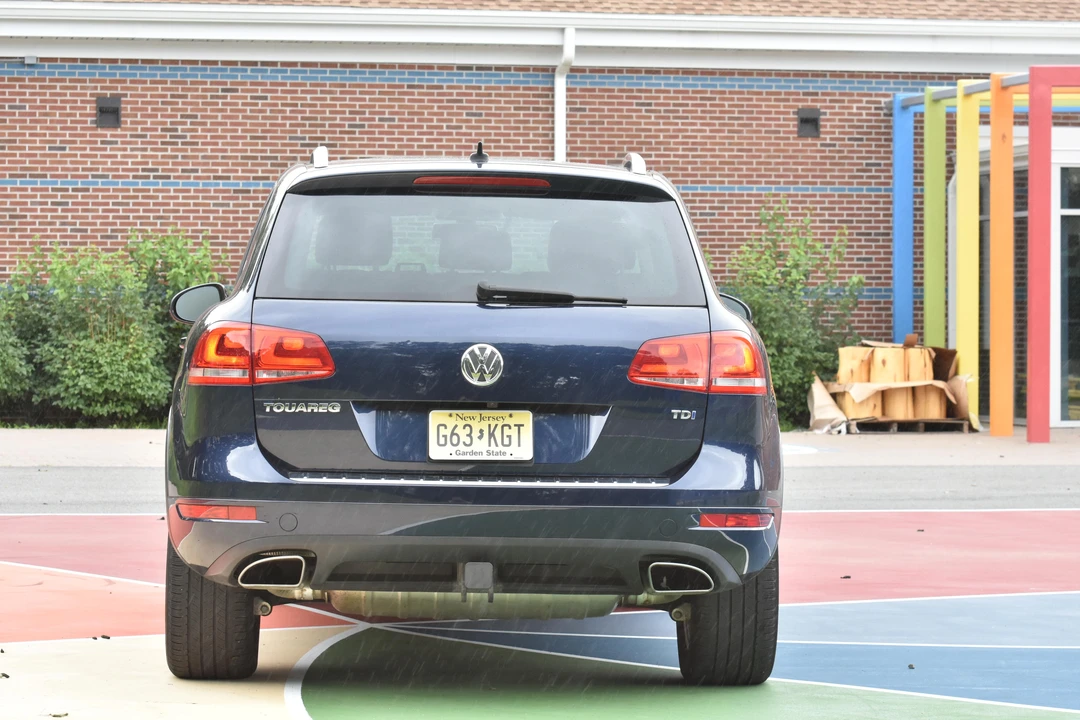2014 Volkswagen Touareg - Image 28 of 31