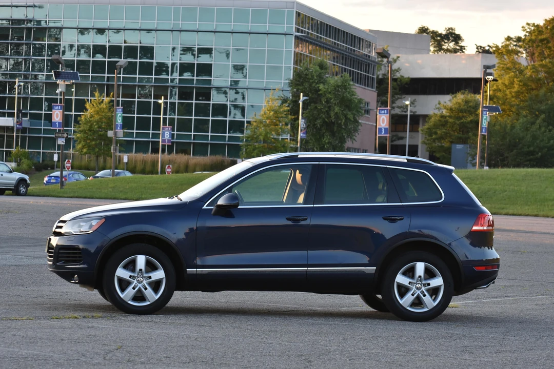 2014 Volkswagen Touareg - Image 23 of 31