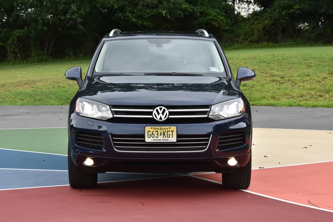 2014 Volkswagen Touareg - Image 8 of 31