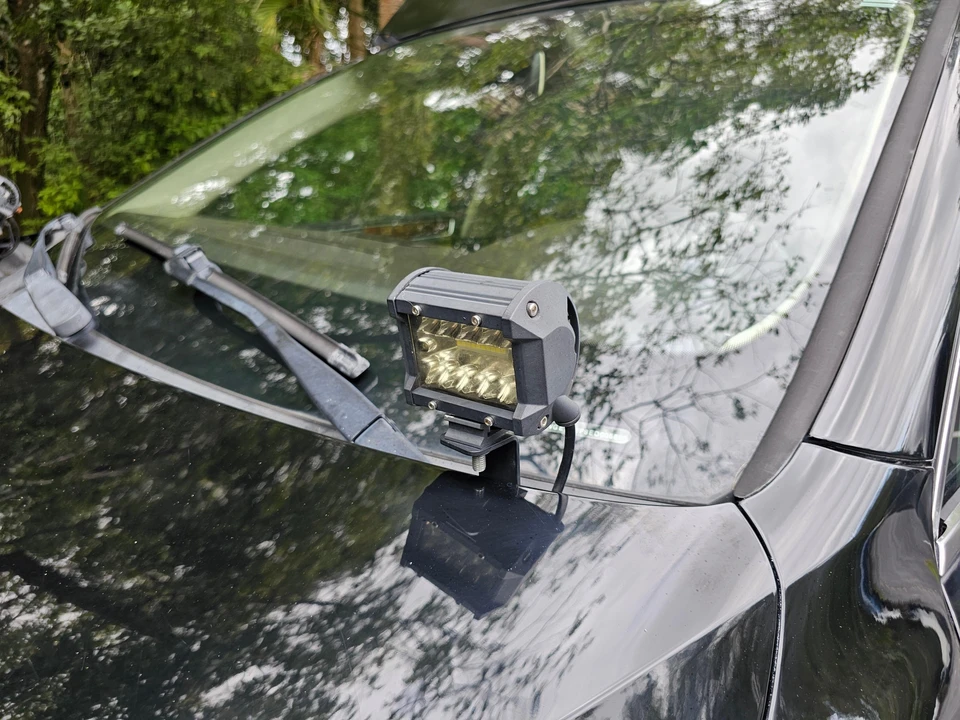 2014 Volkswagen Touareg - Image 28 of 31