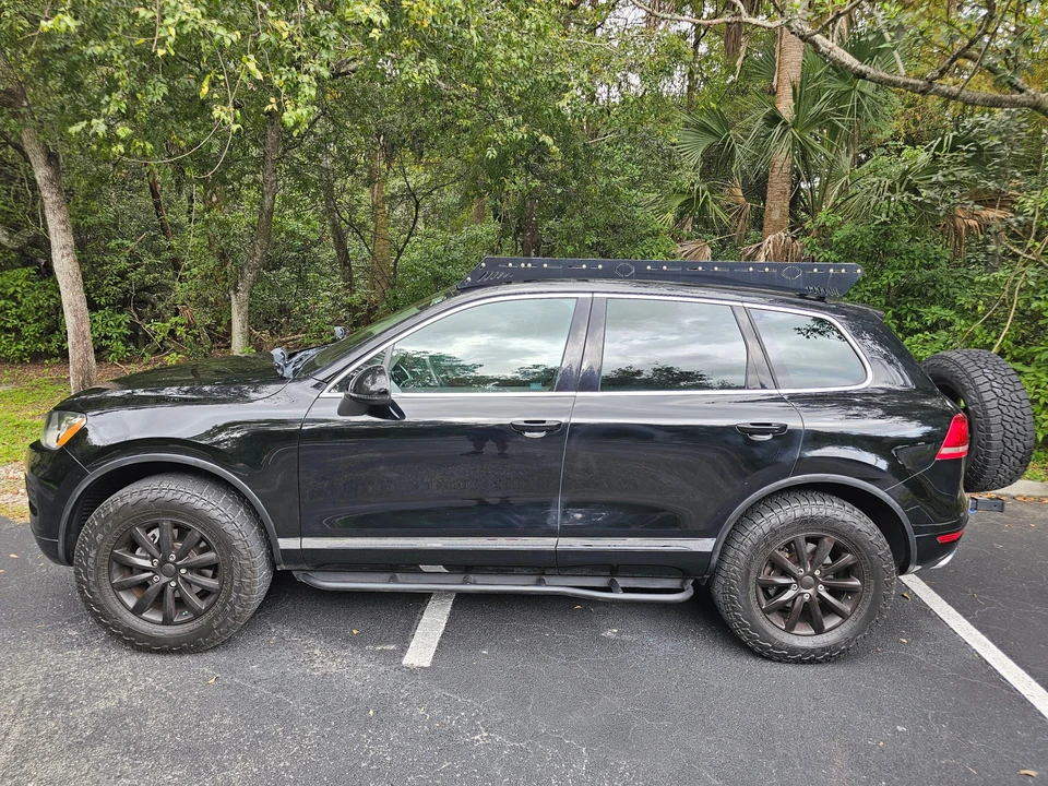 2014 Volkswagen Touareg - Image 8 of 31