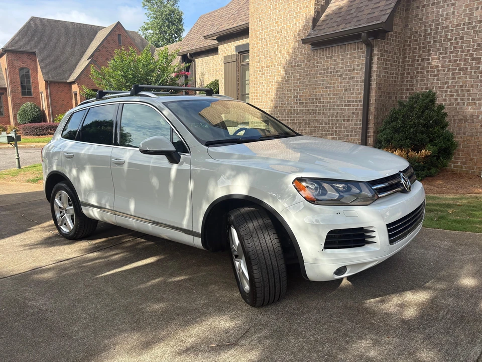 2014 Volkswagen Touareg - Image 18 of 31