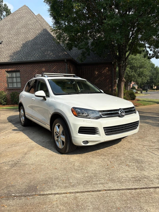 2014 Volkswagen Touareg - Image 19 of 31