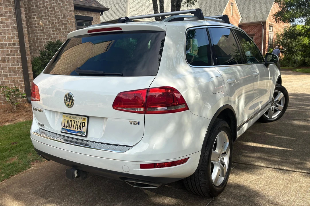 2014 Volkswagen Touareg - Image 4 of 31