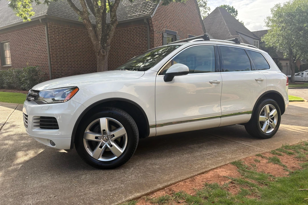 2014 Volkswagen Touareg - Image 3 of 31