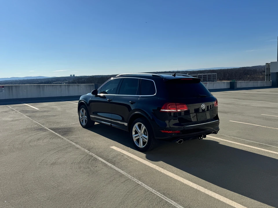 2014 Volkswagen Touareg - Image 8 of 31
