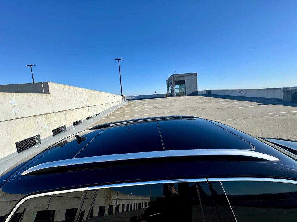 2014 Volkswagen Touareg - Image 23 of 31
