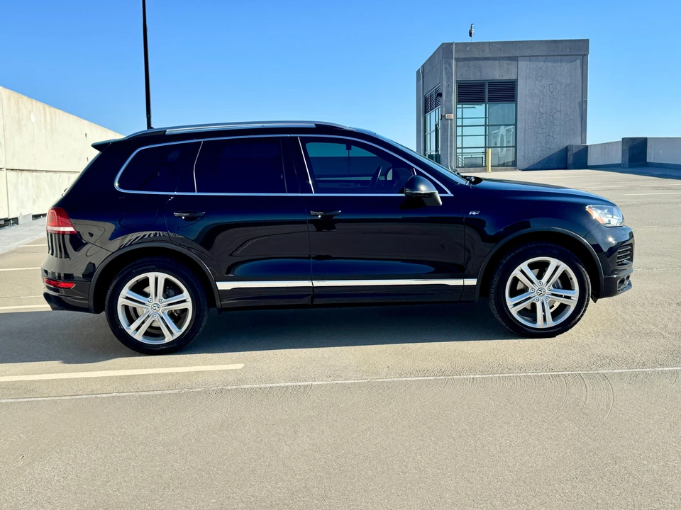 2014 Volkswagen Touareg - Image 9 of 31