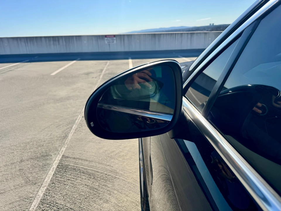 2014 Volkswagen Touareg - Image 16 of 31