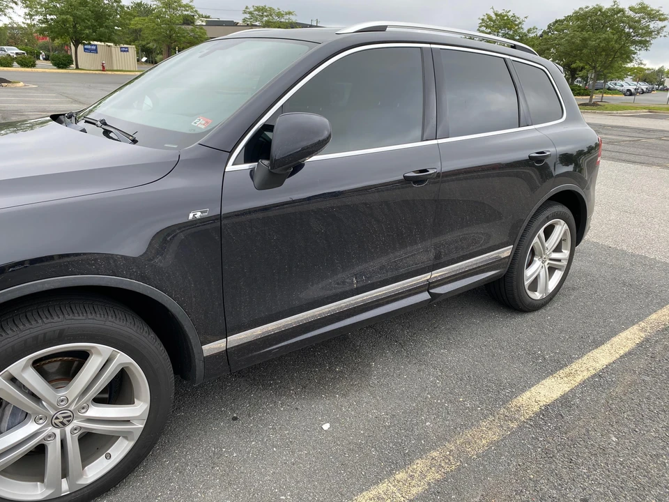 2014 Volkswagen Touareg - Image 14 of 31