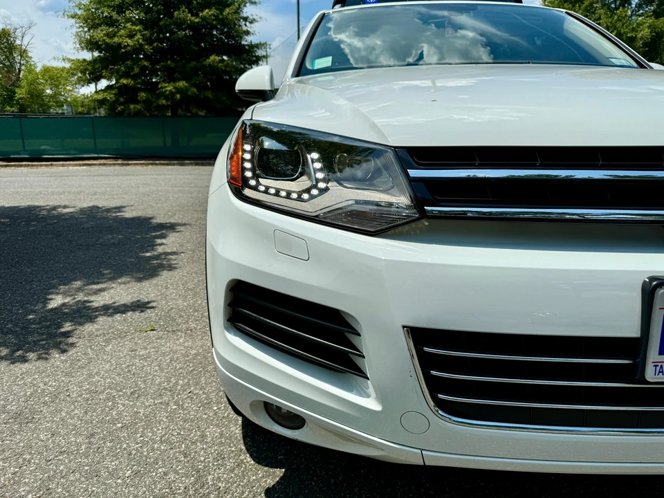 2014 Volkswagen Touareg - Image 17 of 31