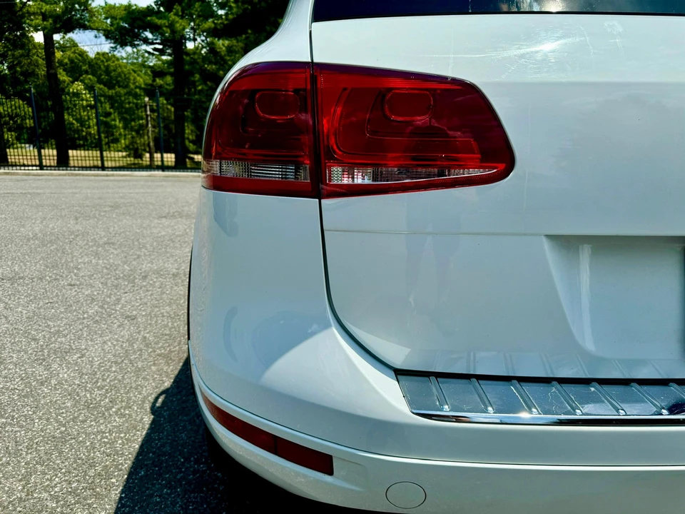 2014 Volkswagen Touareg - Image 22 of 31