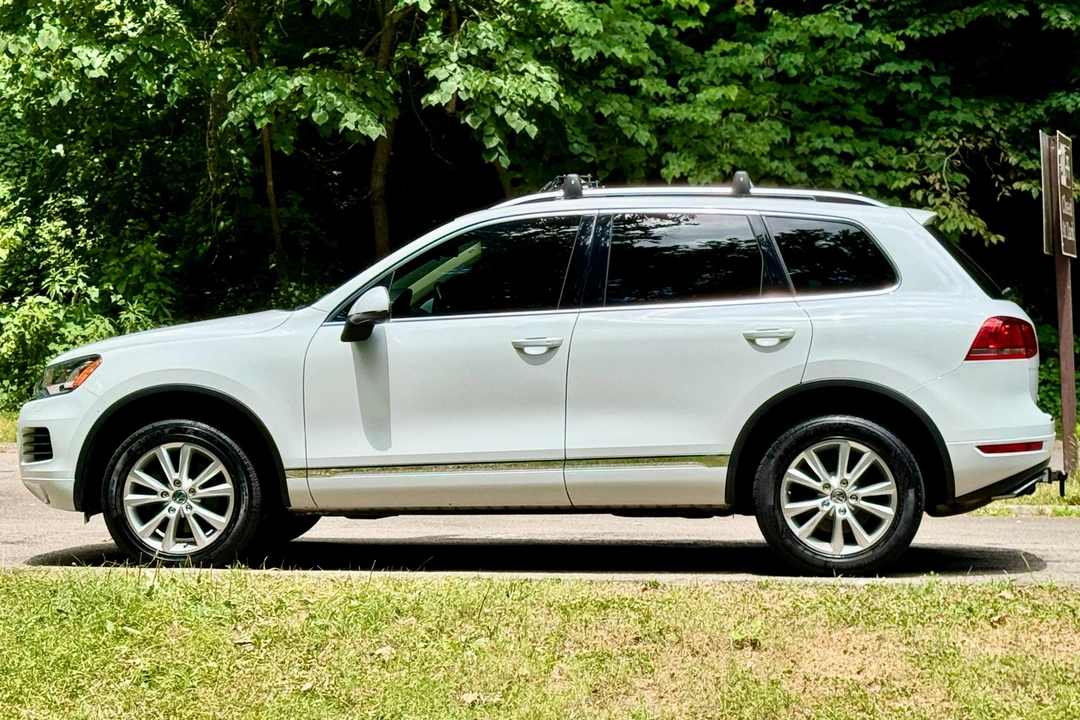 2014 Volkswagen Touareg - Image 3 of 31