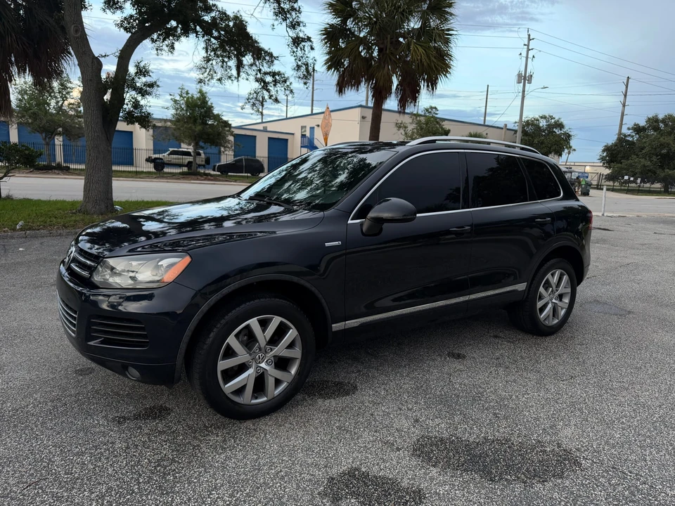 2014 Volkswagen Touareg - Image 6 of 31