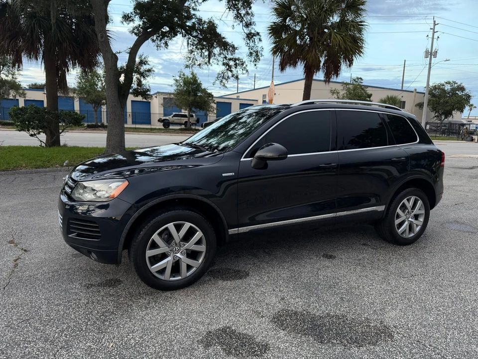 2014 Volkswagen Touareg - Image 5 of 31
