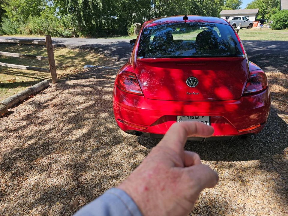 2014 Volkswagen A5 Beetle - Image 2 of 23