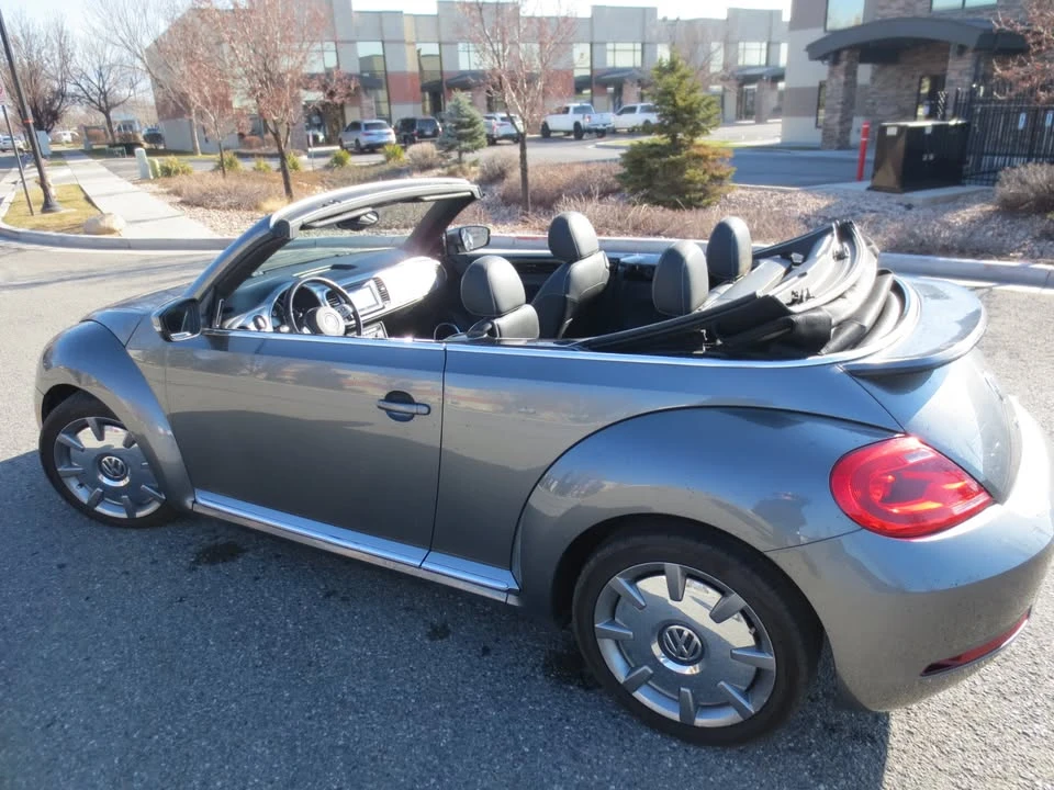2014 Volkswagen A5 Beetle - Image 10 of 16