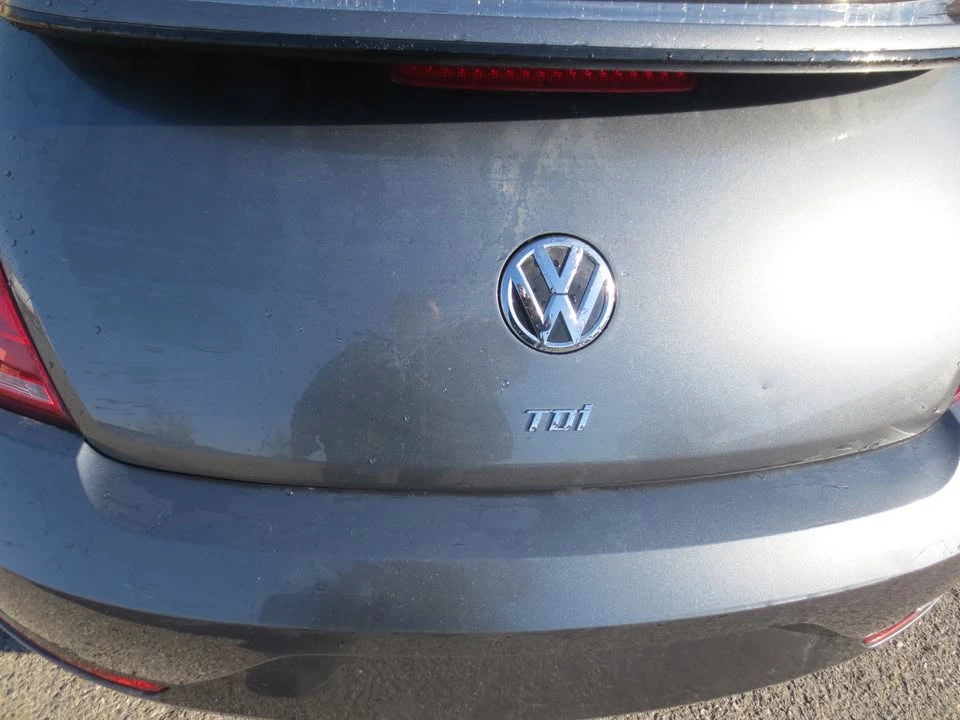 2014 Volkswagen A5 Beetle - Image 6 of 16