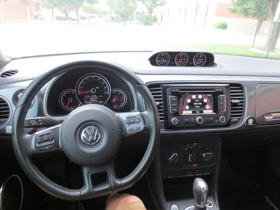 2014 Volkswagen A5 Beetle - Image 7 of 13