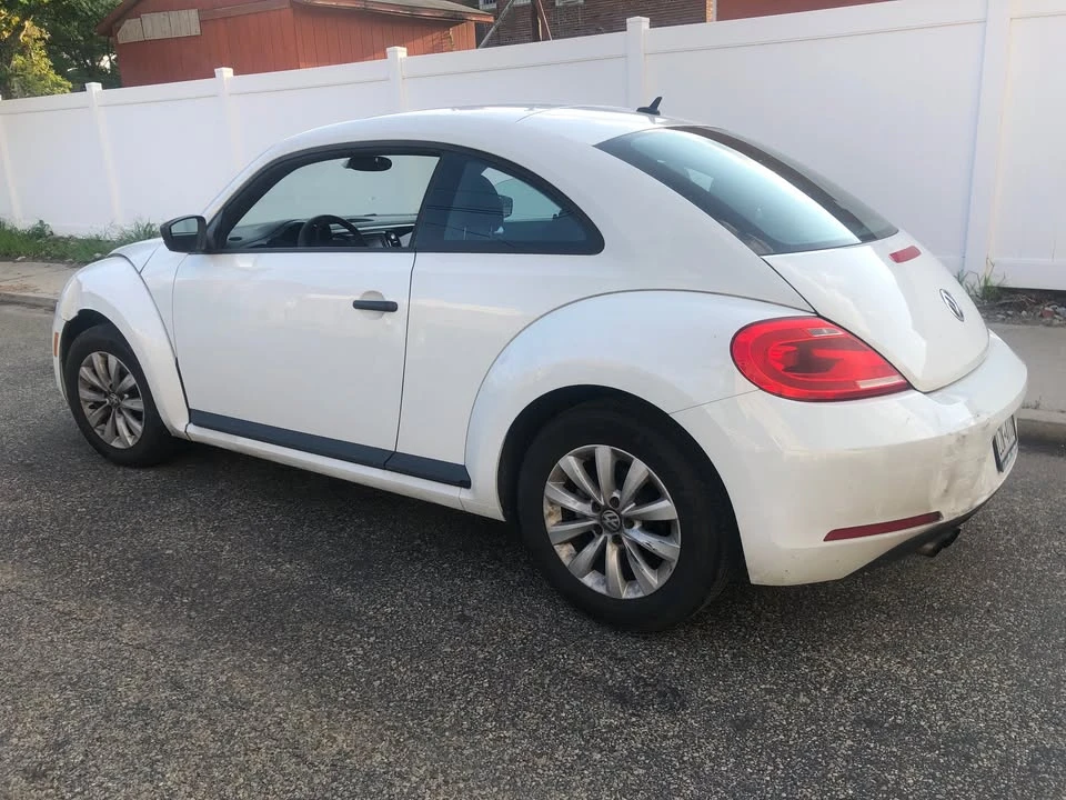 2014 Volkswagen A5 Beetle - Image 4 of 7
