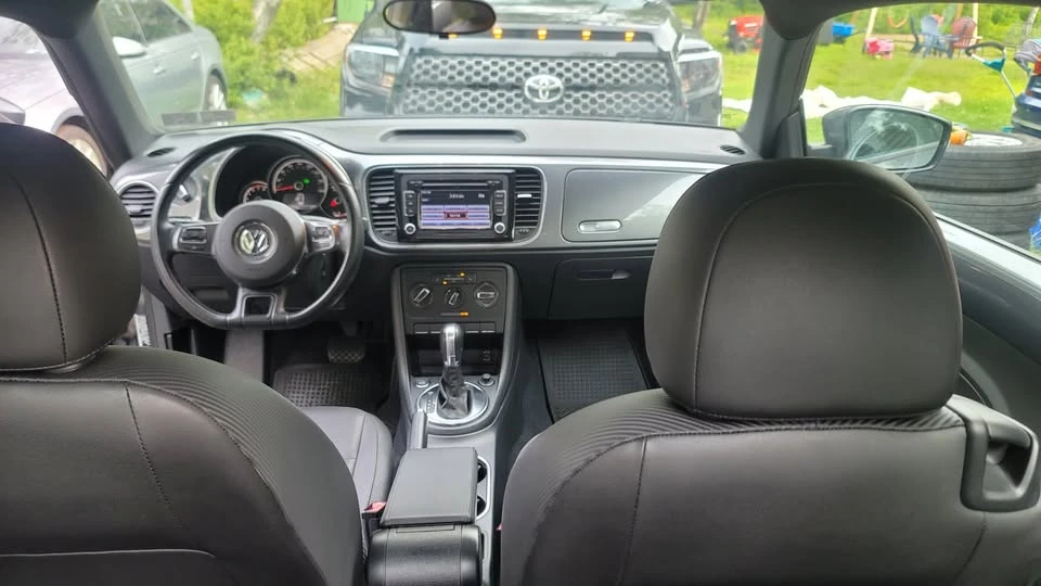 2014 Volkswagen A5 Beetle - Image 11 of 15