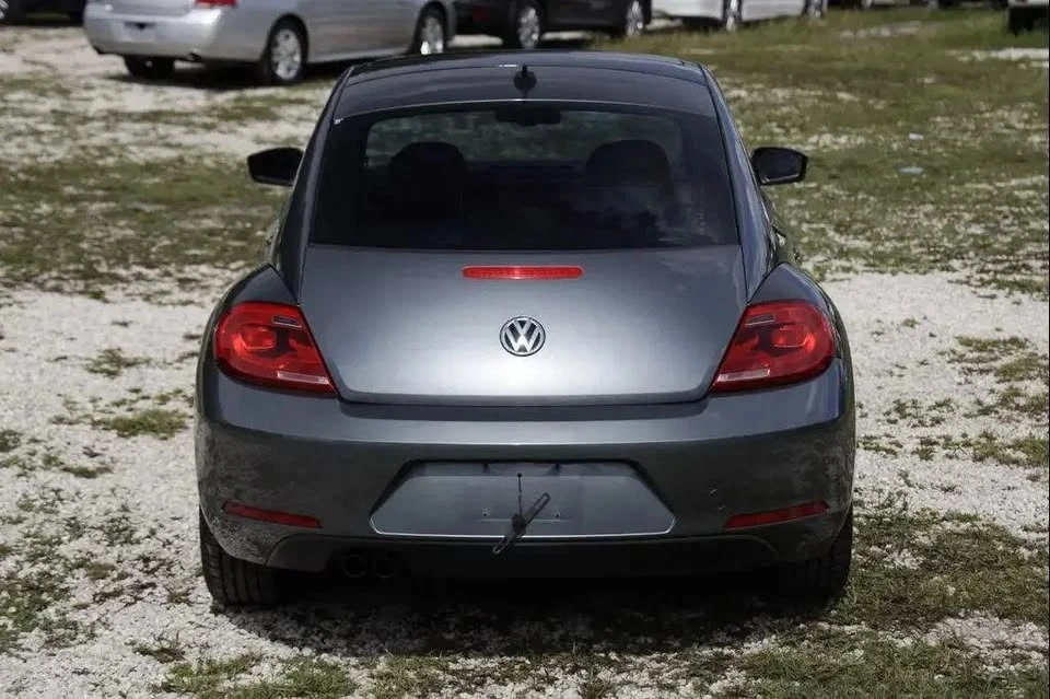 2014 Volkswagen A5 Beetle - Image 9 of 19