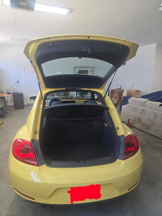 2014 Volkswagen A5 Beetle - Image 6 of 9
