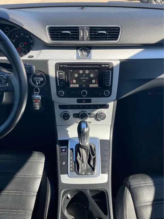 2014 Volkswagen CC - Image 9 of 13