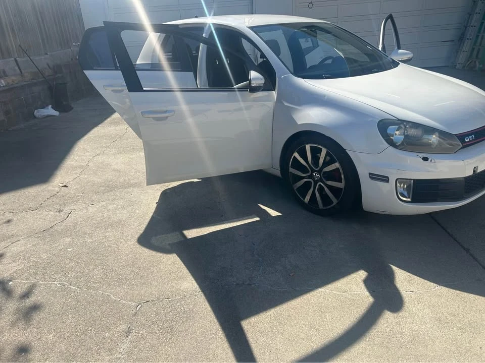 2014 Volkswagen GTI Mk7 - Image 2 of 7