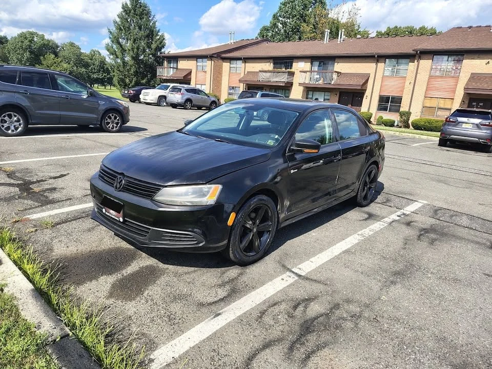 2014 Volkswagen A6 Jetta - Image 3 of 10