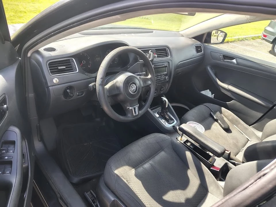 2014 Volkswagen A6 Jetta - Image 6 of 10