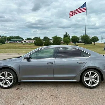 2014 Volkswagen Passat SE
