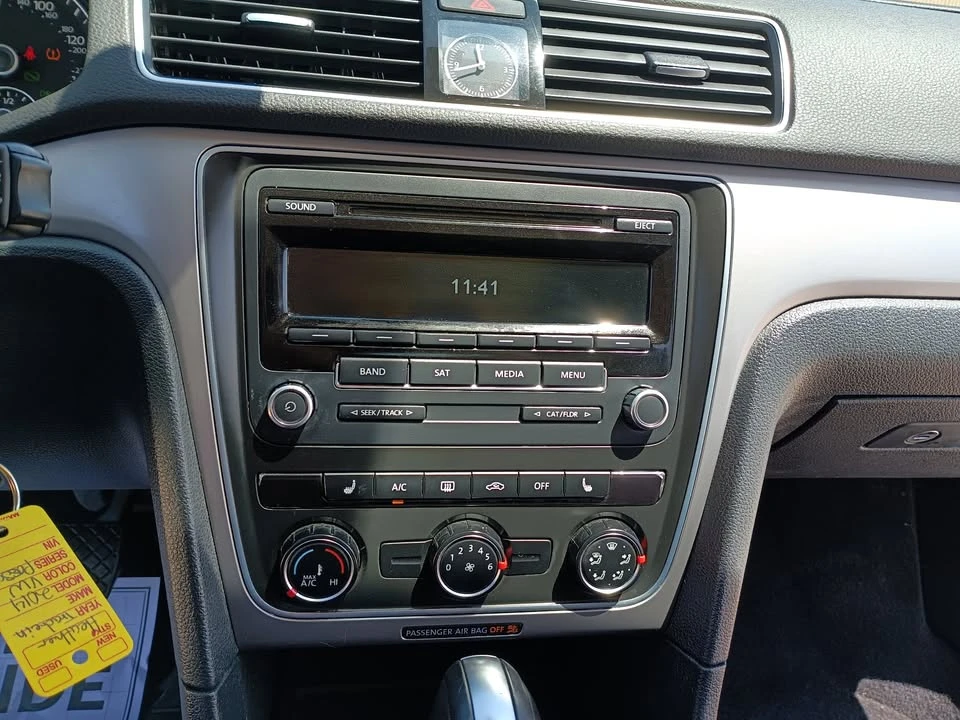 2014 Volkswagen Passat - Image 15 of 20
