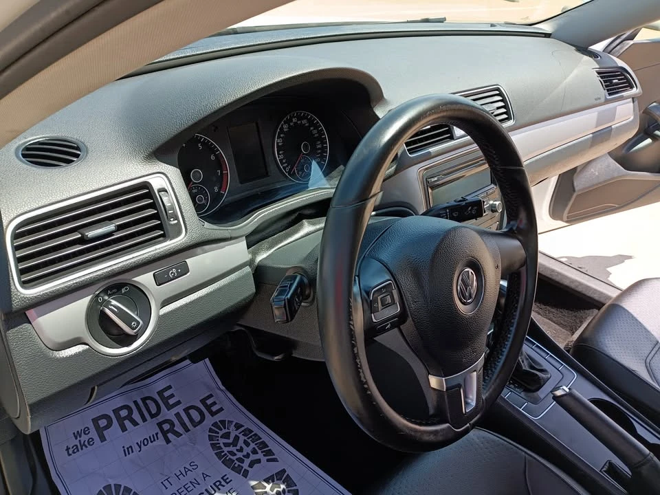 2014 Volkswagen Passat - Image 12 of 20