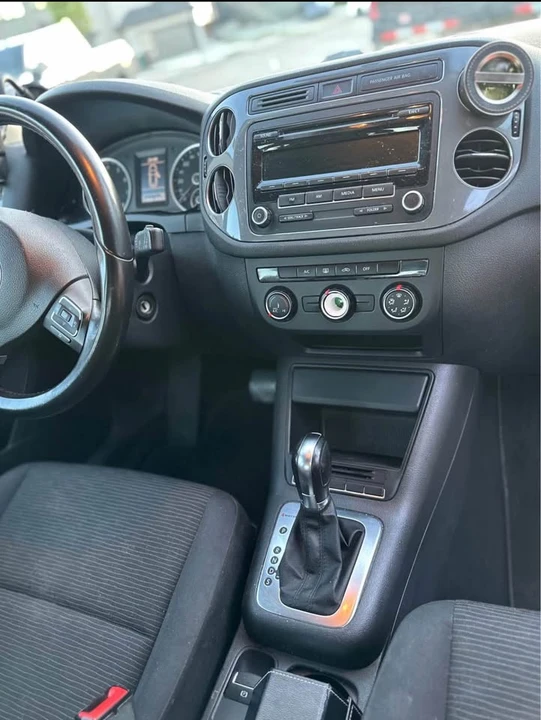 2014 Volkswagen Tiguan - Image 9 of 10