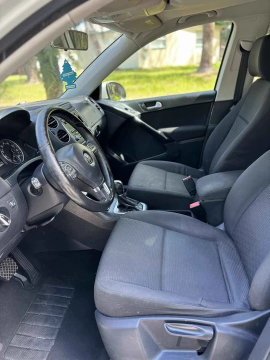 2014 Volkswagen Tiguan - Image 4 of 8
