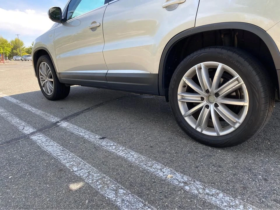 2014 Volkswagen Tiguan - Image 6 of 20
