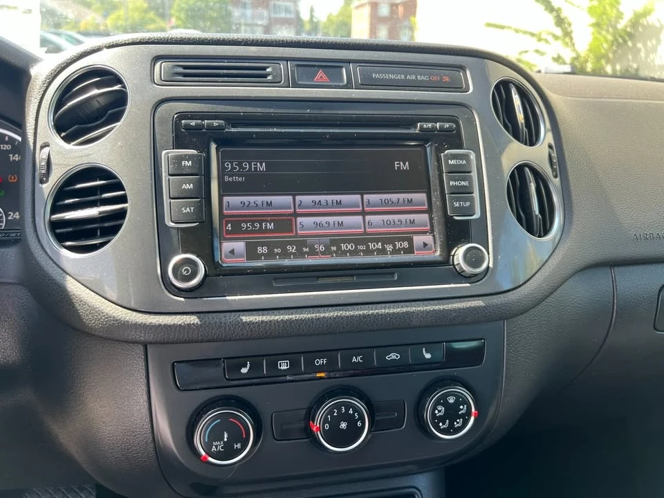 2014 Volkswagen Tiguan - Image 16 of 20