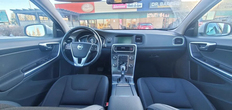 2014 Volvo S60 2nd Gen - Image 4 of 8