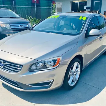 2014 Volvo S60 2.5T SE Sedan