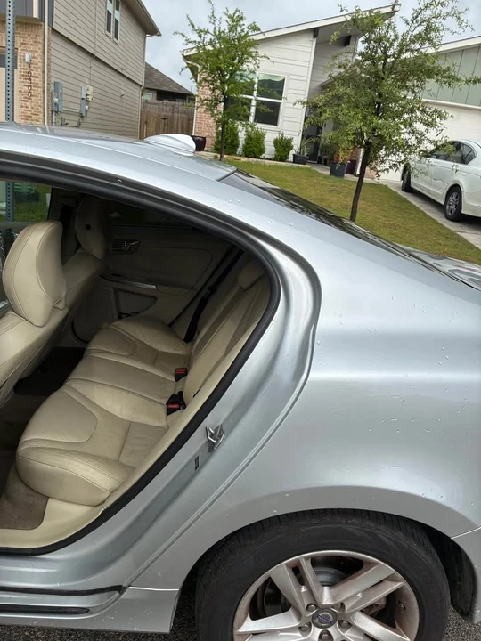 2014 Volvo S60 2nd Gen - Image 2 of 4