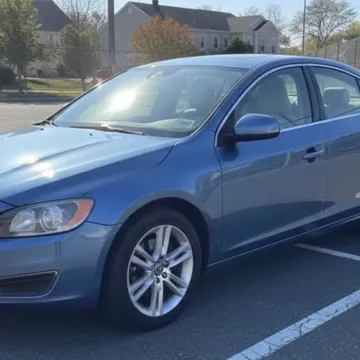 2014 Volvo S60 T5 Platinum Sedan 4D