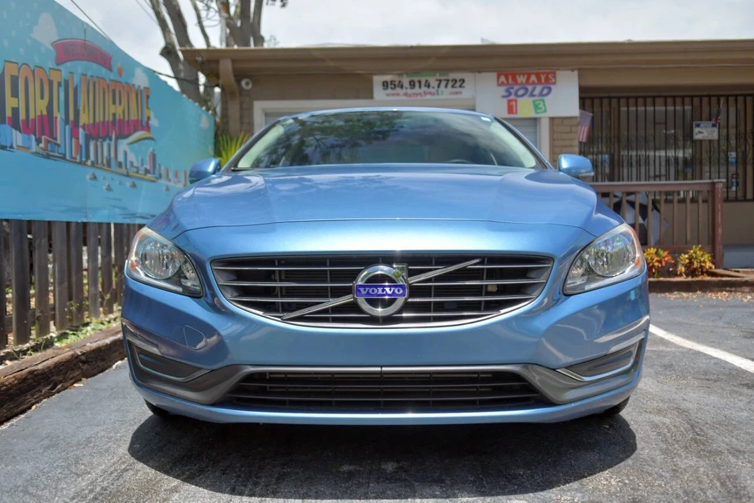 2014 Volvo S60 2nd Gen - Image 2 of 12