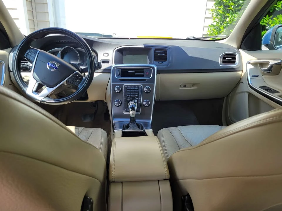 2014 Volvo S60 2nd Gen - Image 5 of 9